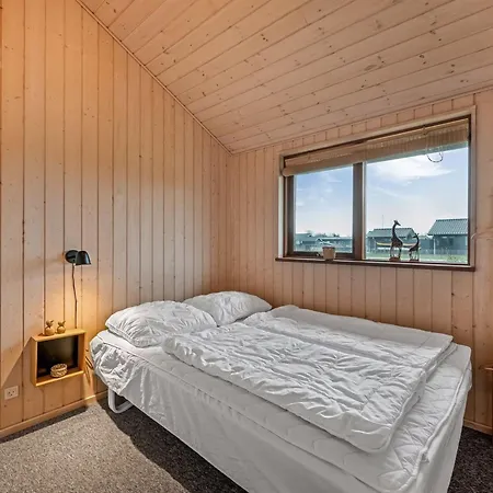 Semesterbostad Tamara - 800m To The Fjord By Interhome